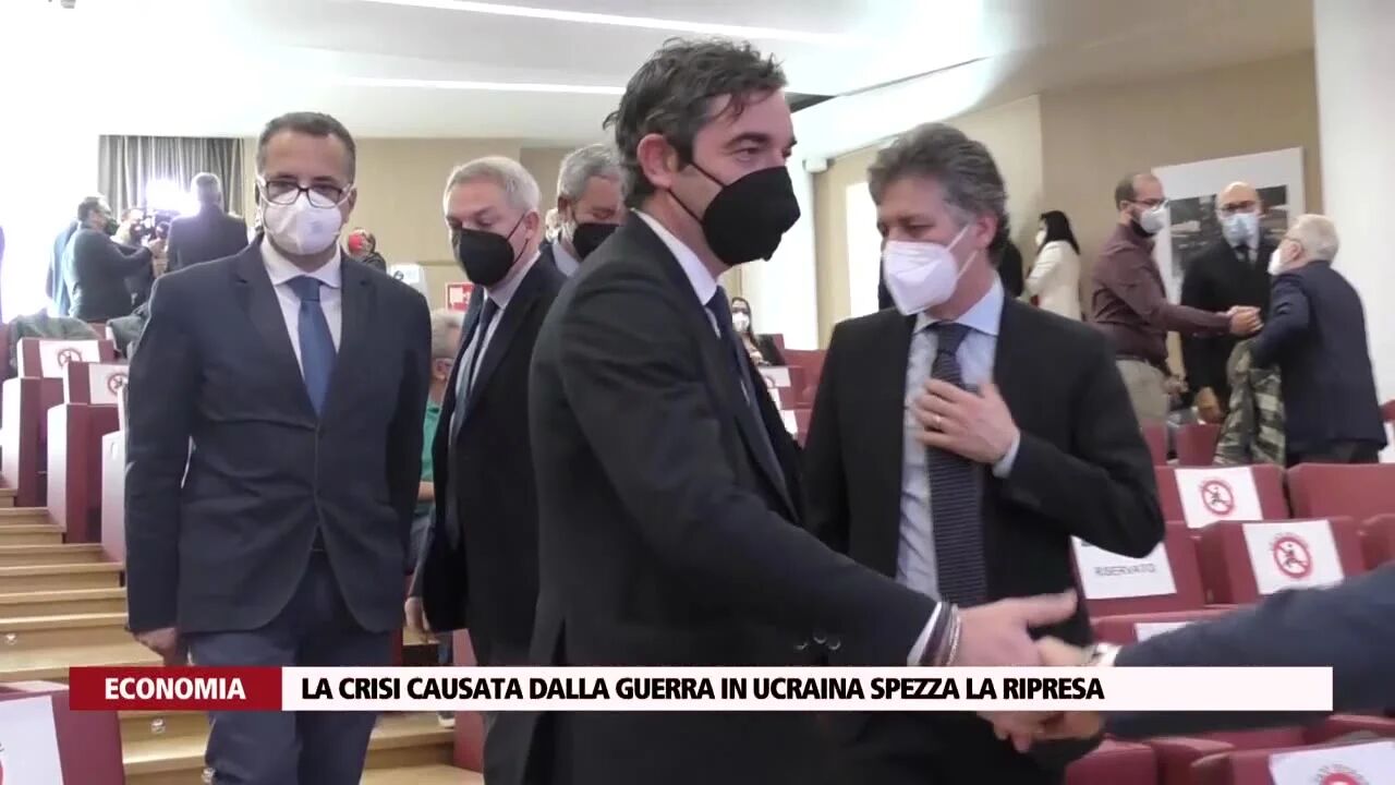 La crisi causata dalla guerra in Ucraina spezza la ripresa