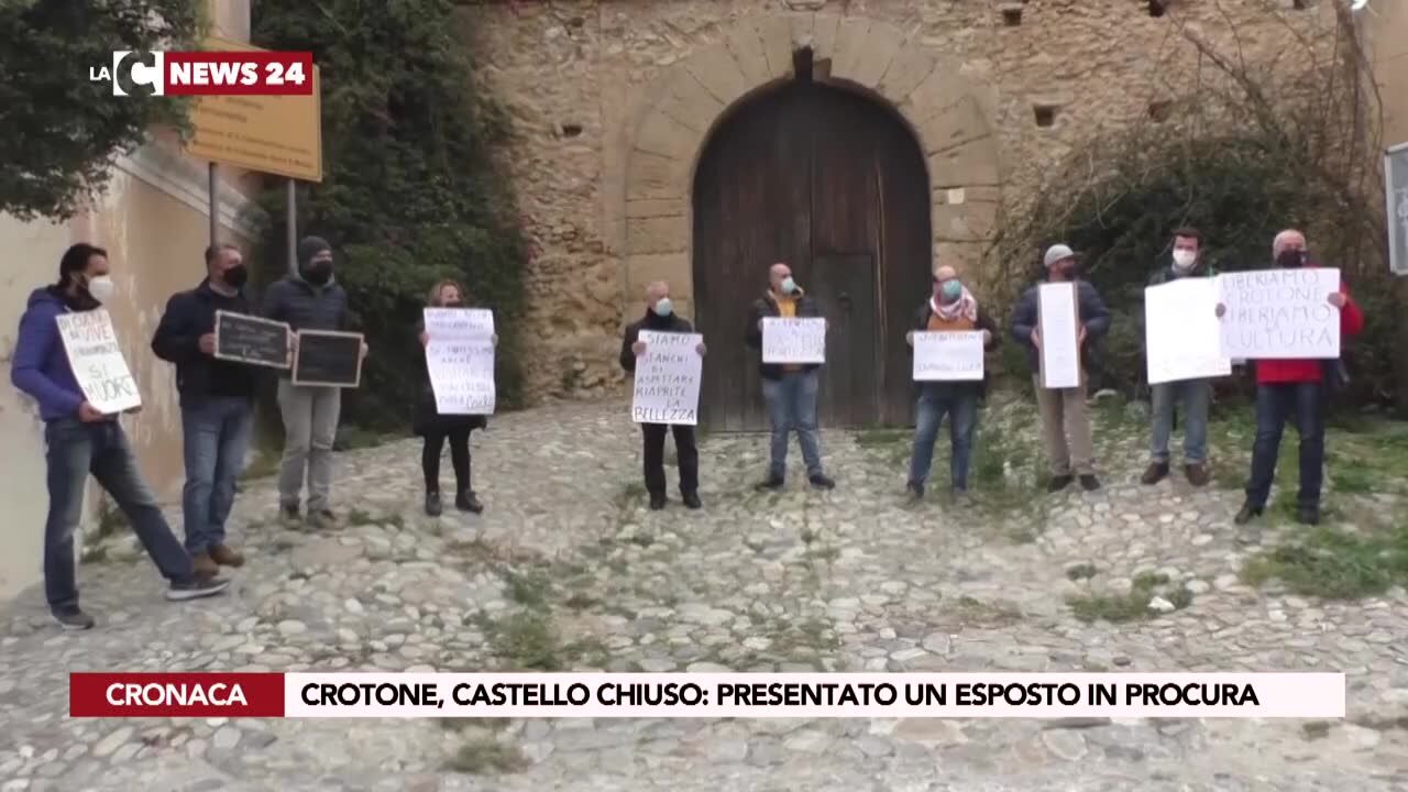 Crotone, castello chiuso: presentato un esposto in Procura