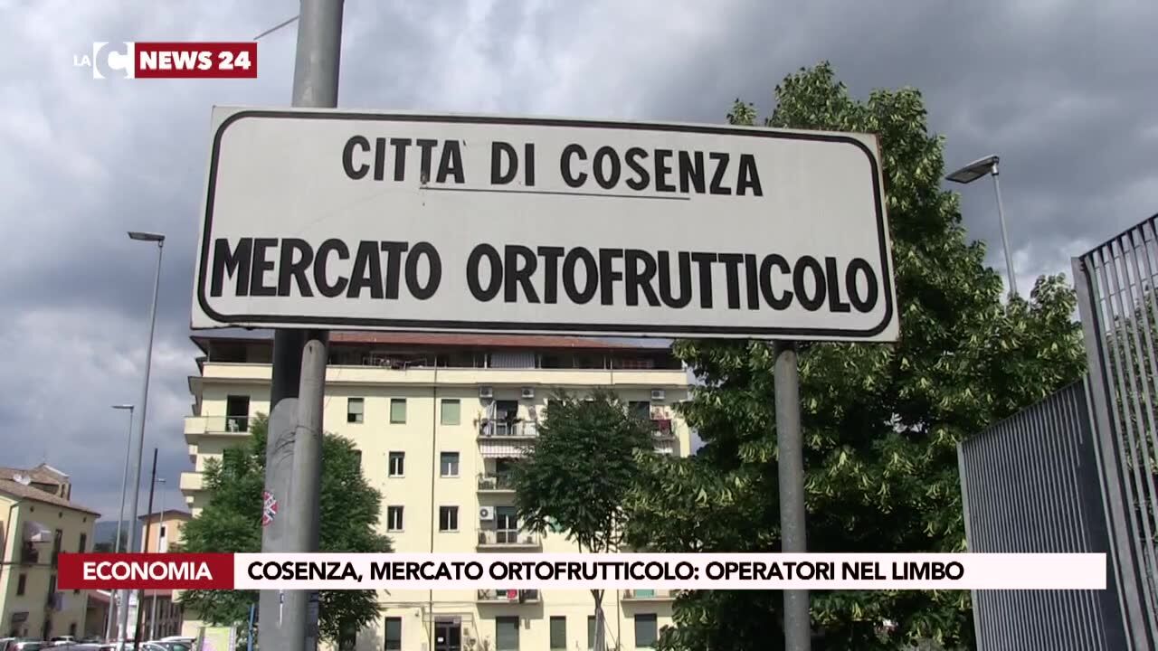Cosenza, mercato ortofrutticolo: operatori nel limbo