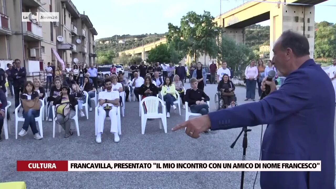 Francavilla, presentato "Il mio incontro con un amico di nome Francesco"