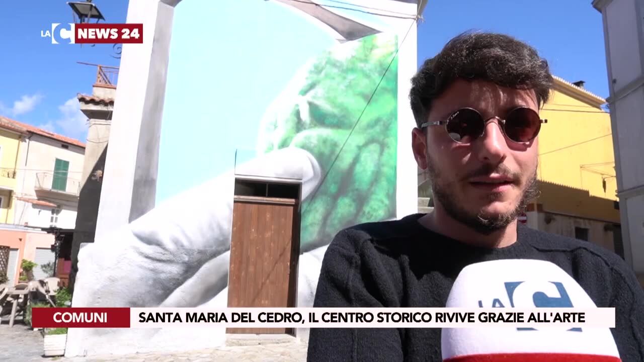 Santa Maria del Cedro, il centro storico rivive grazie all'arte