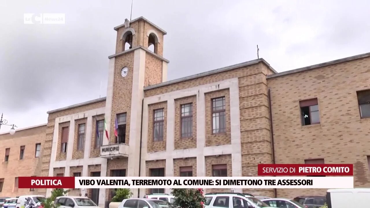 Vibo Valentia, terremoto al comune: si dimettono tre assessori