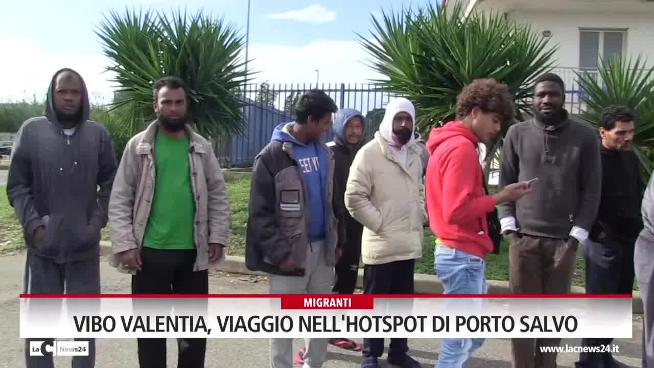 Vibo Valentia, viaggio nell'hotspot di Porto Salvo