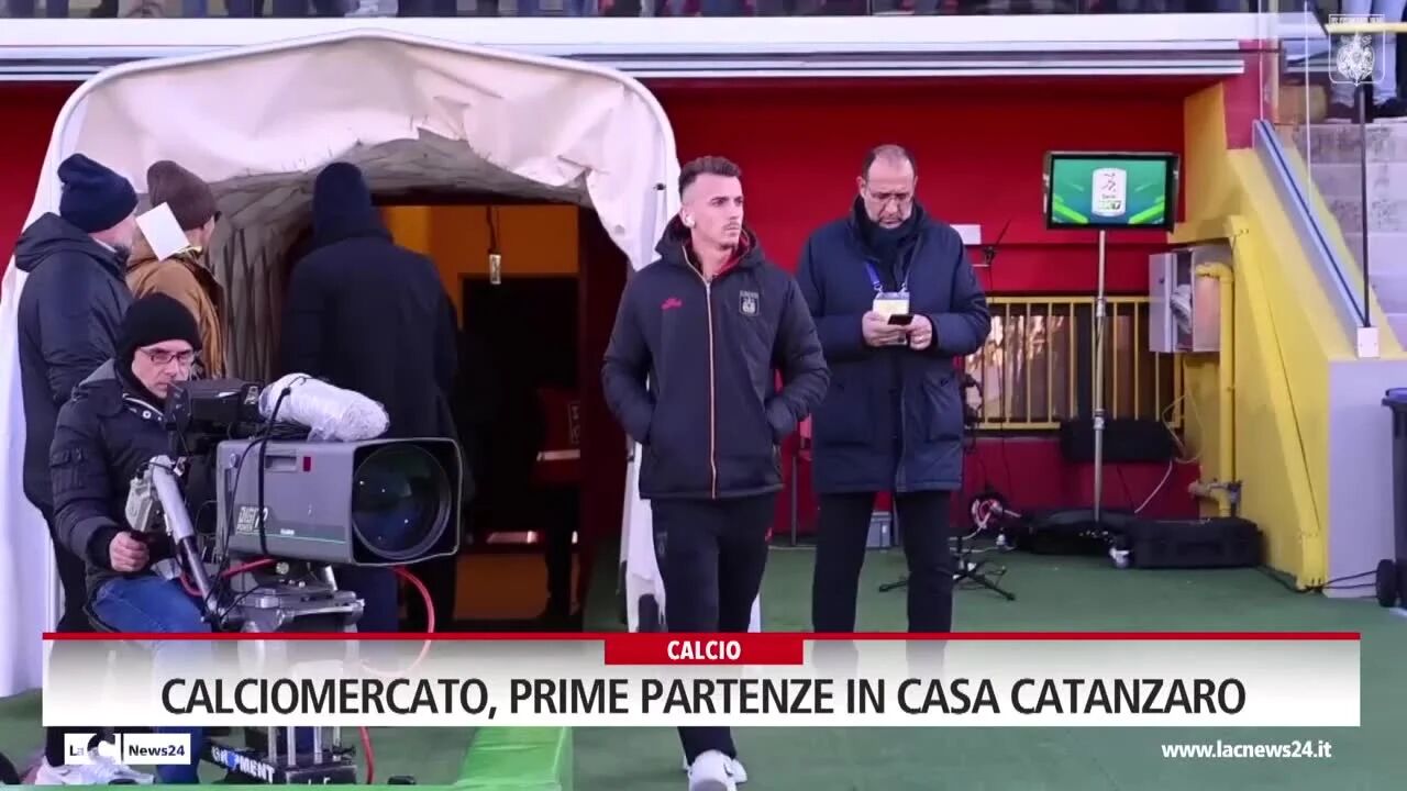 Calciomercato, prime partenze in casa Catanzaro