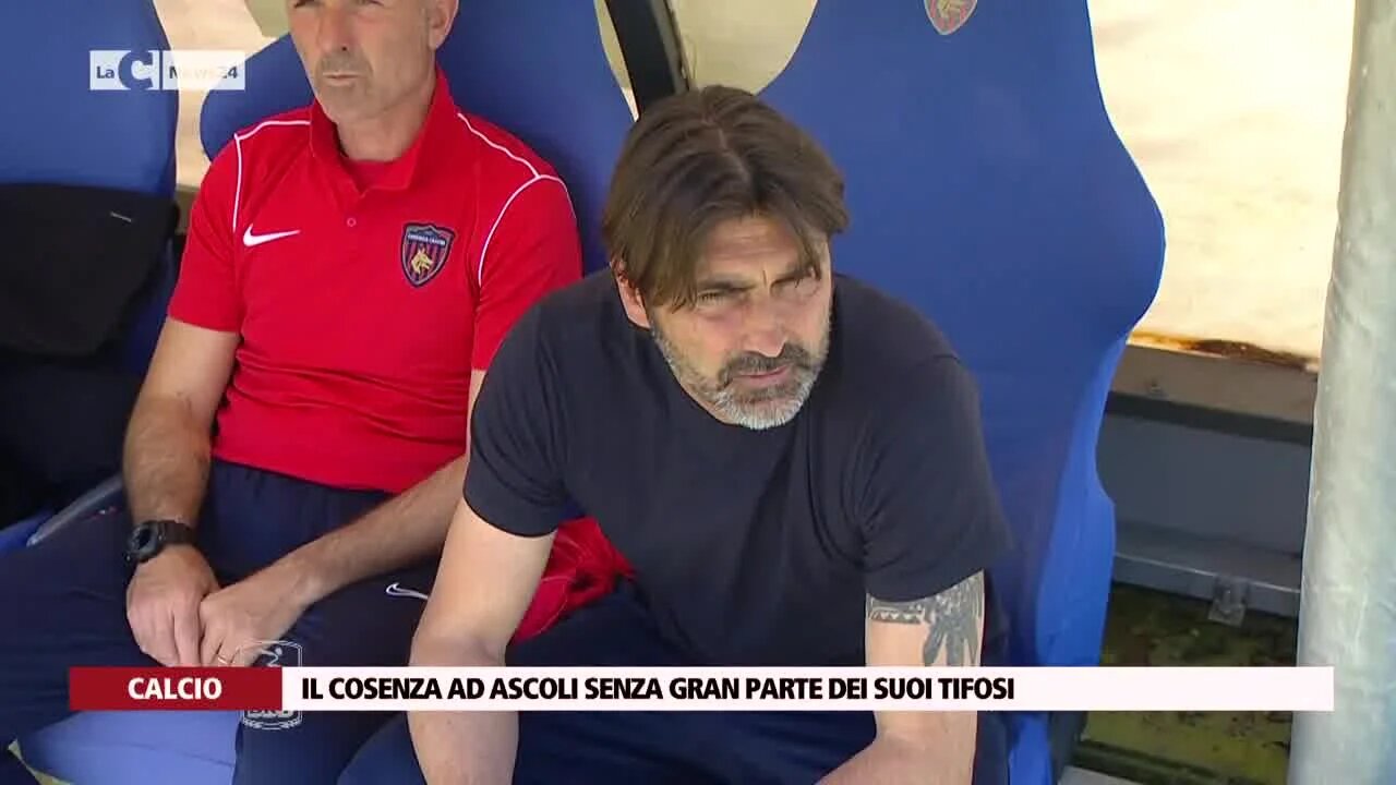 Il Cosenza ad Ascoli senza gran parte dei suoi tifosi