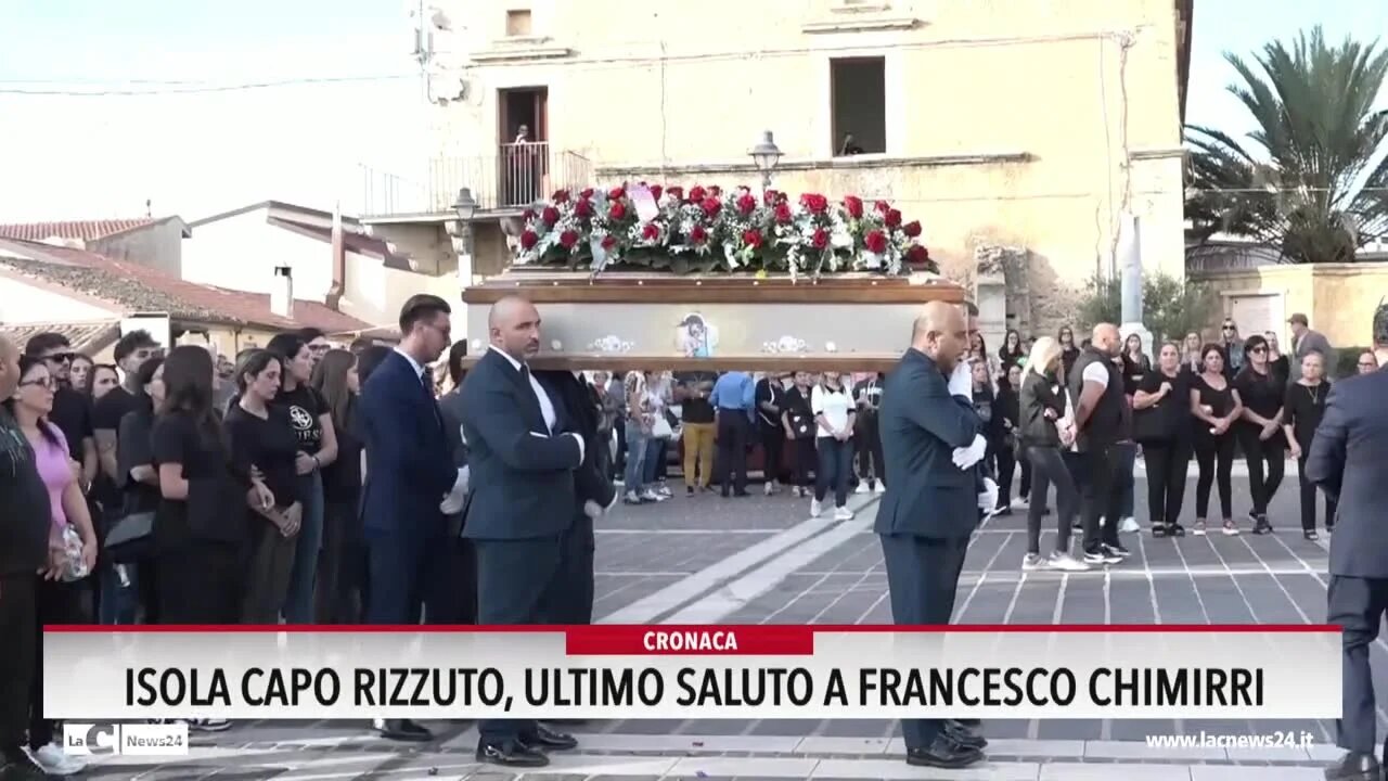 Isola Capo Rizzuto, ultimo saluto a Francesco Chimirri