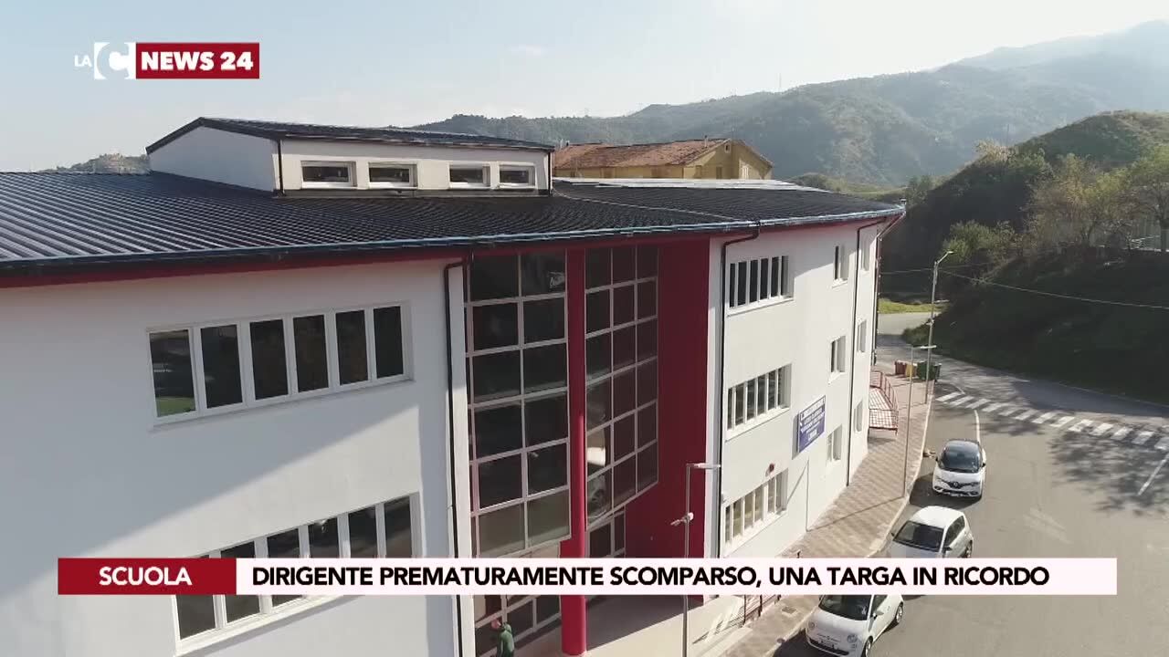 Dirigente prematuramente scomparso, una targa in ricordo