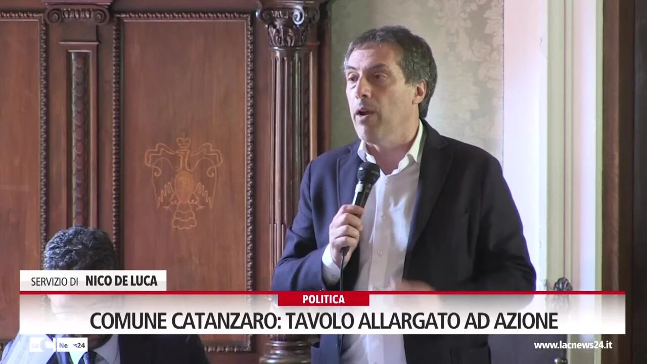 Comune Catanzaro, tavolo allargato ad Azione