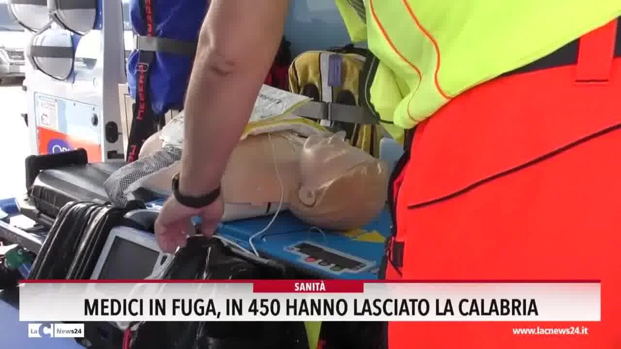 Per 300 cubani che arrivano, nell’ultimo anno sono andati via 450 medici calabresi. L’appello a Occhiuto: «Pensi a questo invece di stare sui social»