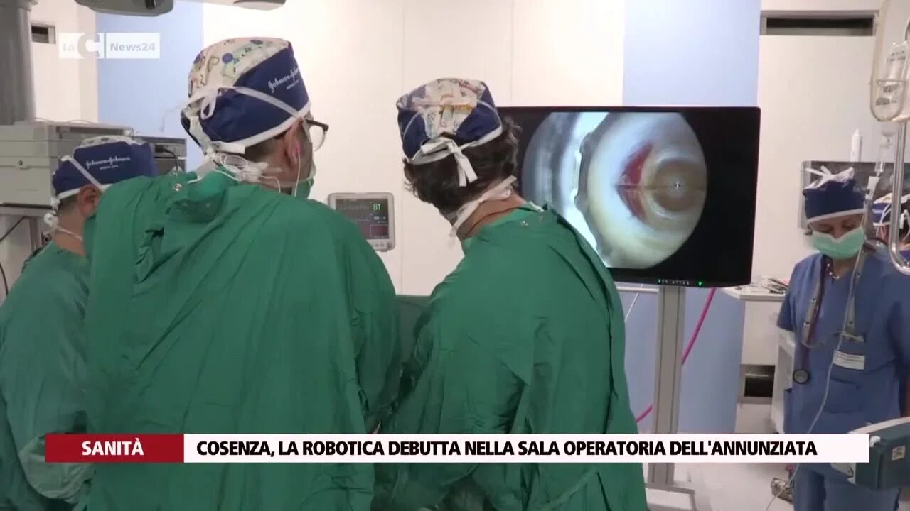 All’ospedale di Cosenza opera un braccio robotizzato: eseguiti con successo i primi interventi