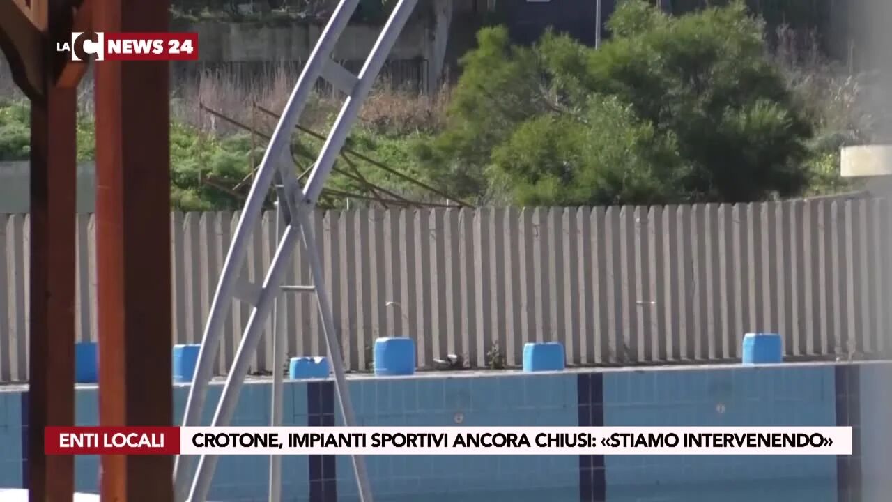 Crotone, impianti sportivi ancora chiusi: «Stiamo intervenendo»