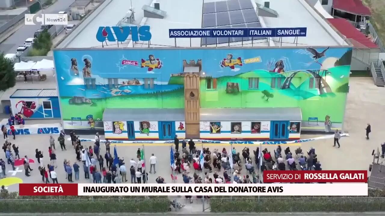 Inaugurato un murale sulla casa del donatore Avis