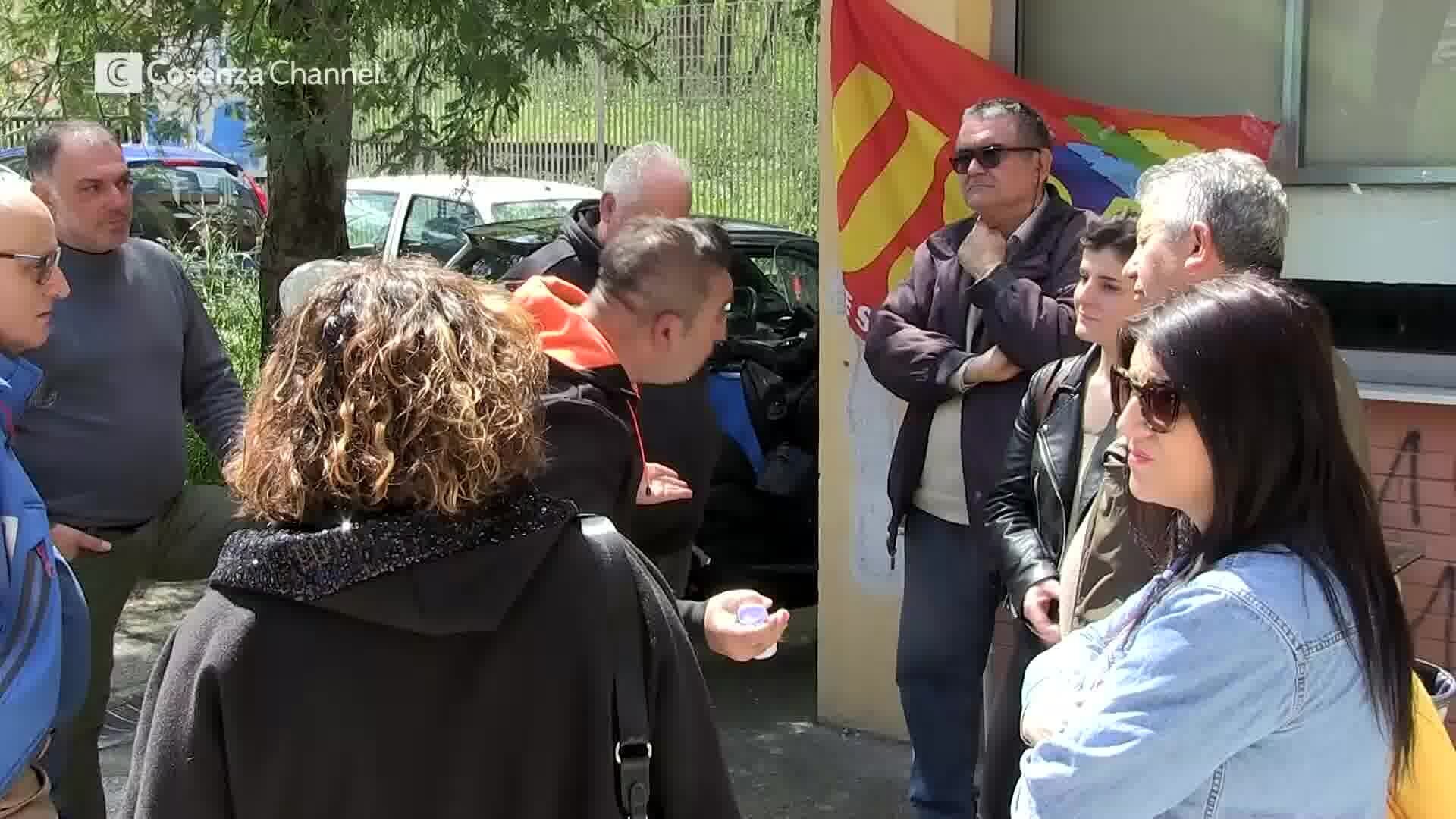 Tirocinanti, protesta a Rende e riunione con i parlamentari a Roma. Si va verso un emendamento