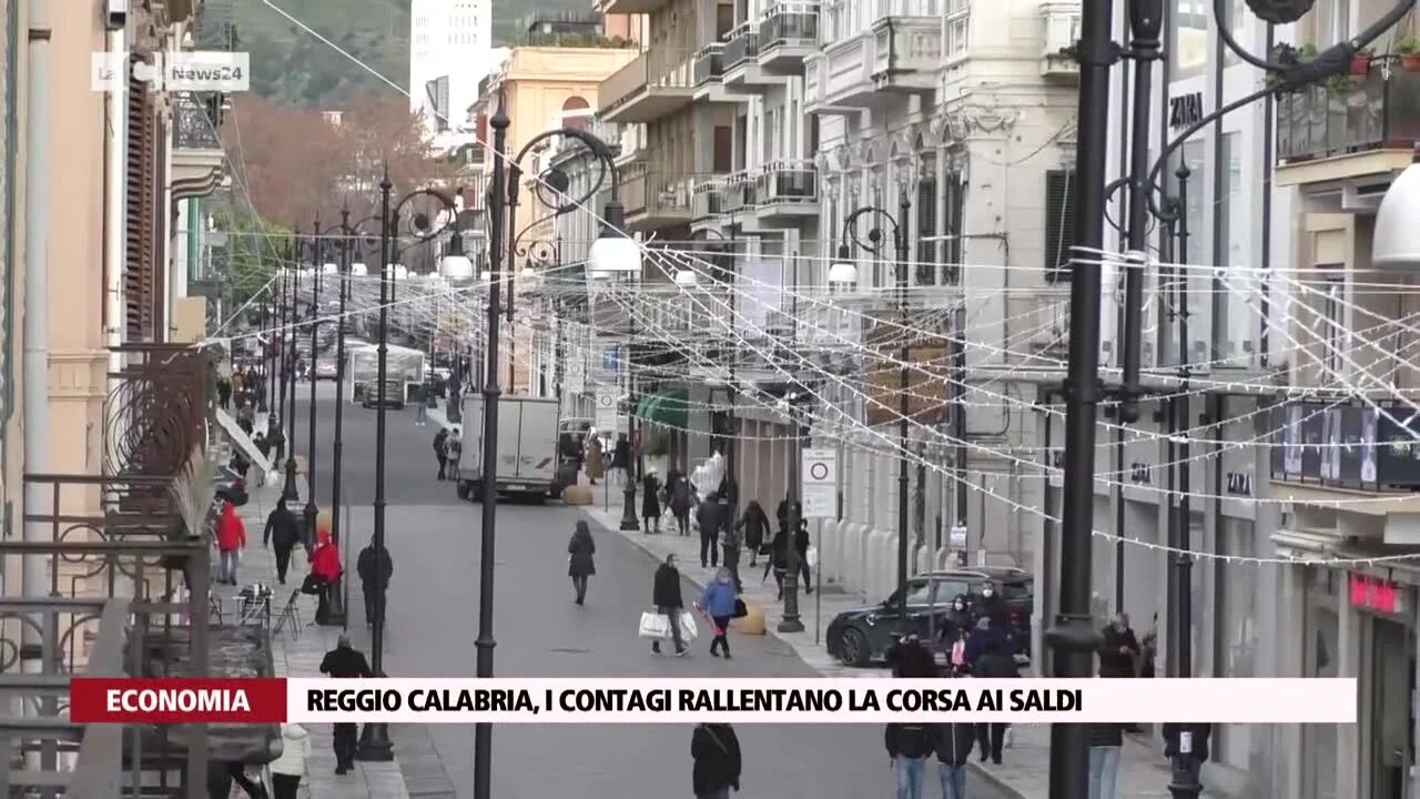 Reggio Calabria, i contagi rallentano la corsa ai saldi