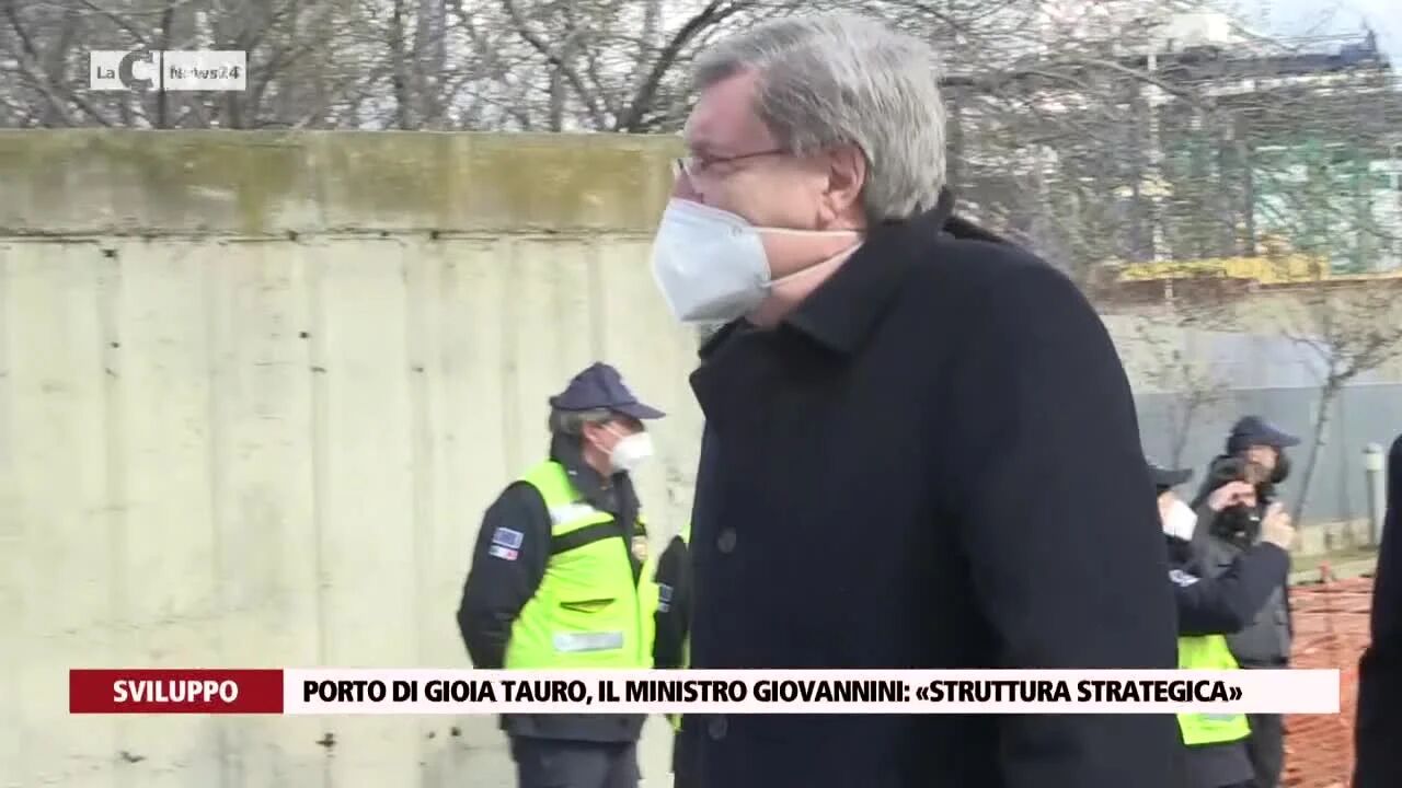 Porto di Gioia Tauro, il ministro Giovannini: «Struttura strategica»