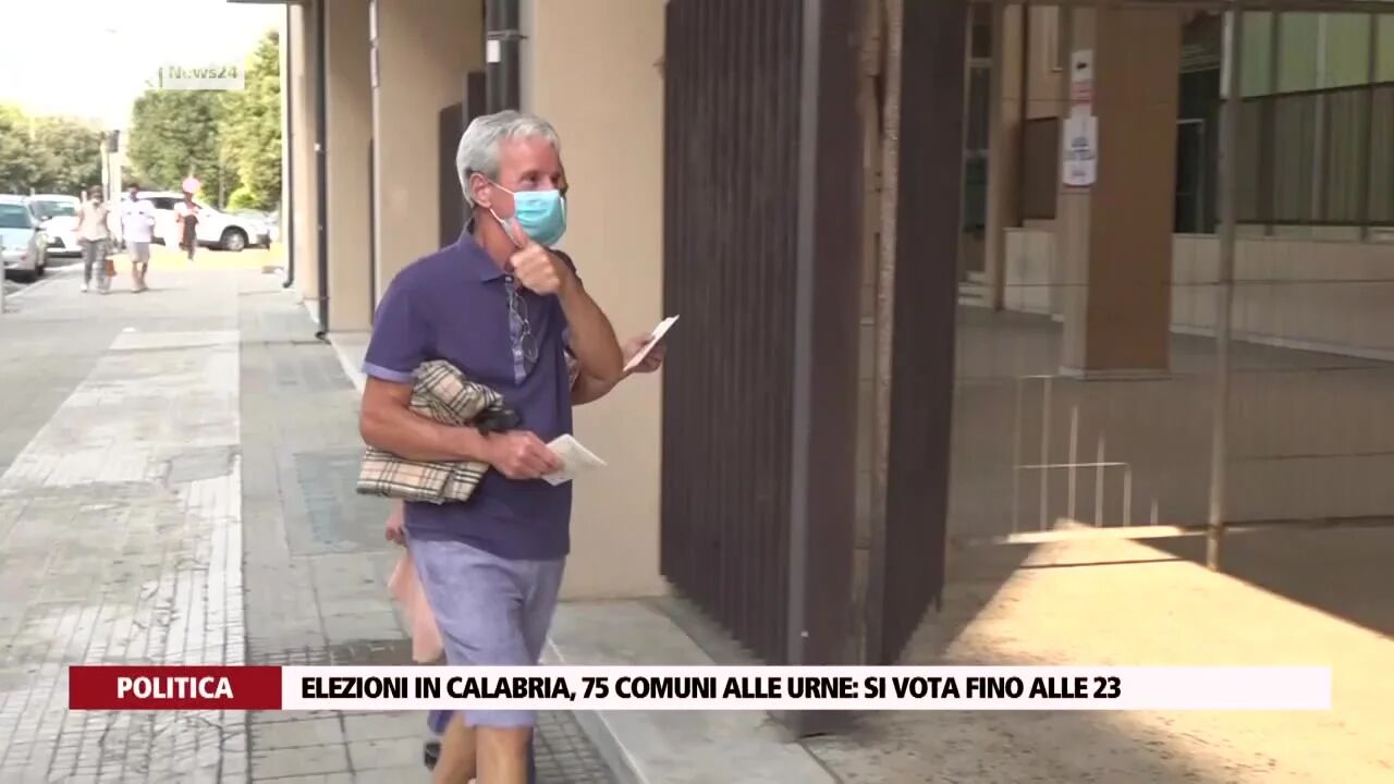 Elezioni in Calabria, 74 comuni alle urne: si vota fino alle 23