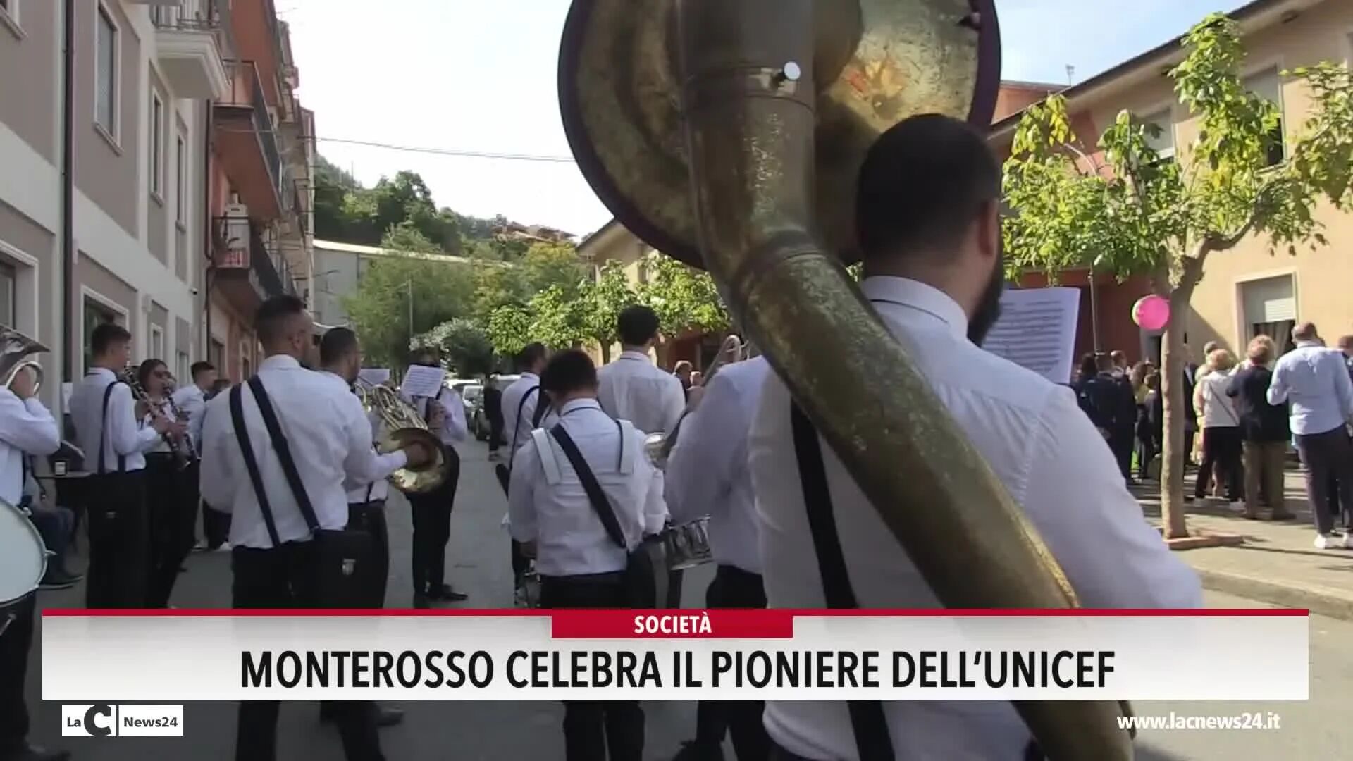 Monterosso celebra il pioniere dell’Unicef
