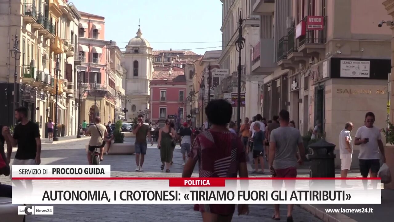 Autonomia, i crotonesi «tiriamo fuori gli attiributi»