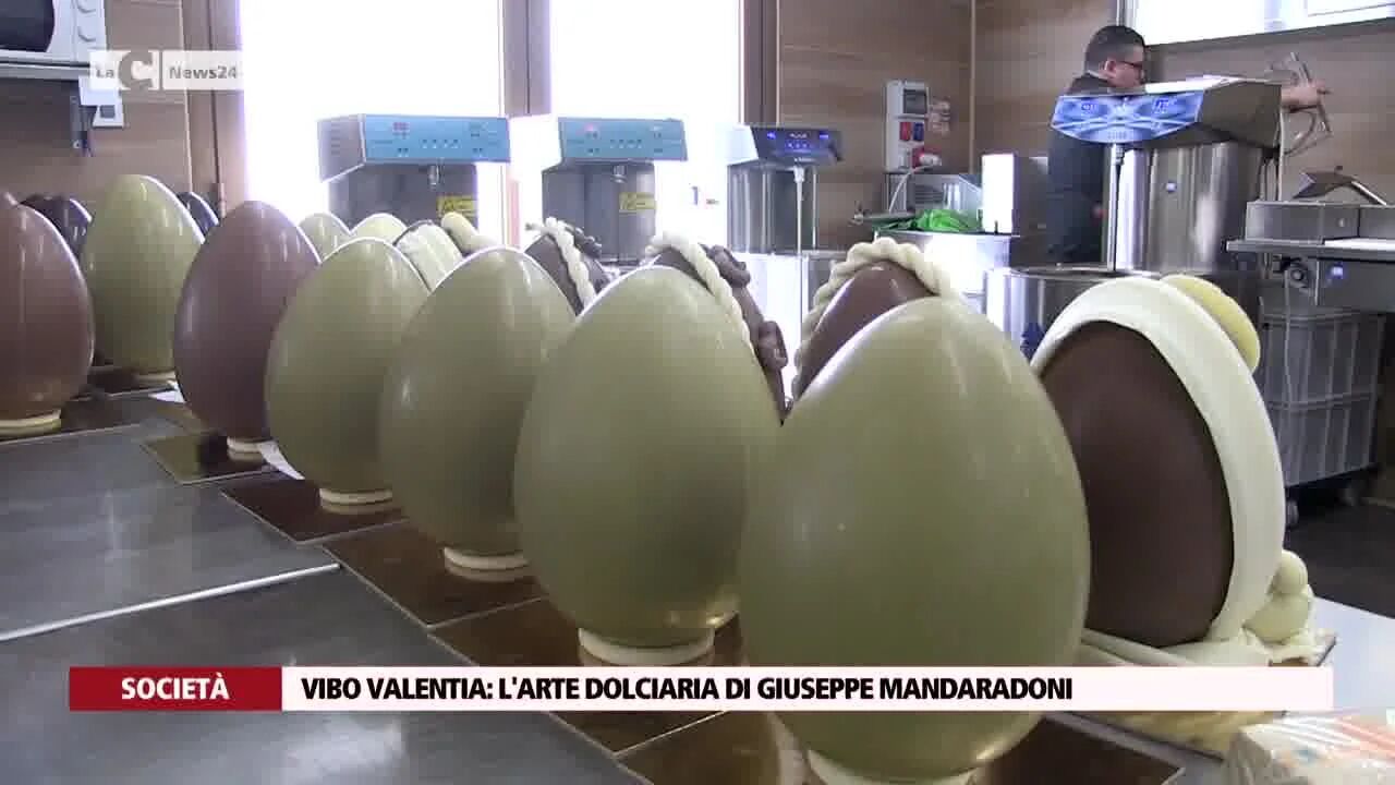 RULLO PASQUA - Vibo Valentia: l'arte dolciaria di Giuseppe Mandaradoni