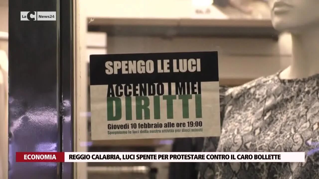 Reggio Calabria, luci spente per protestare contro il caro bollette