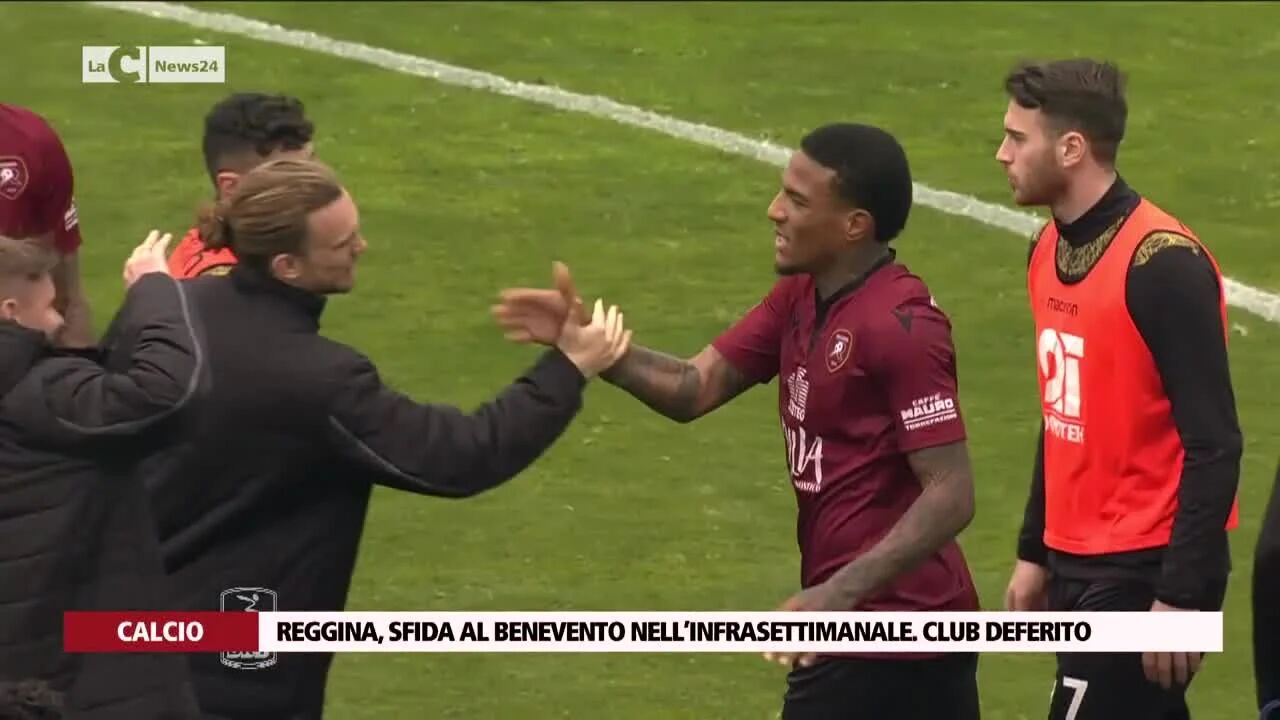 Reggina, sfida al Benevento nell’infrasettimanale. Club deferito