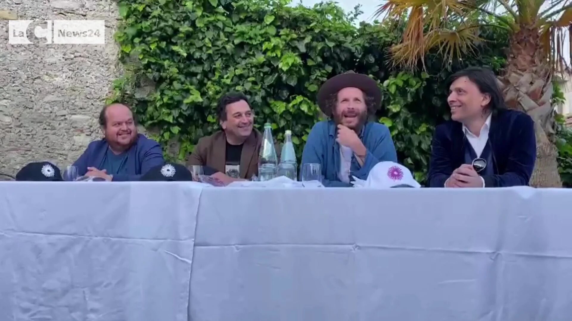 Jovanotti in Calabria: «Porto a casa un bel ricordo, accoglienza strepitosa» -Video