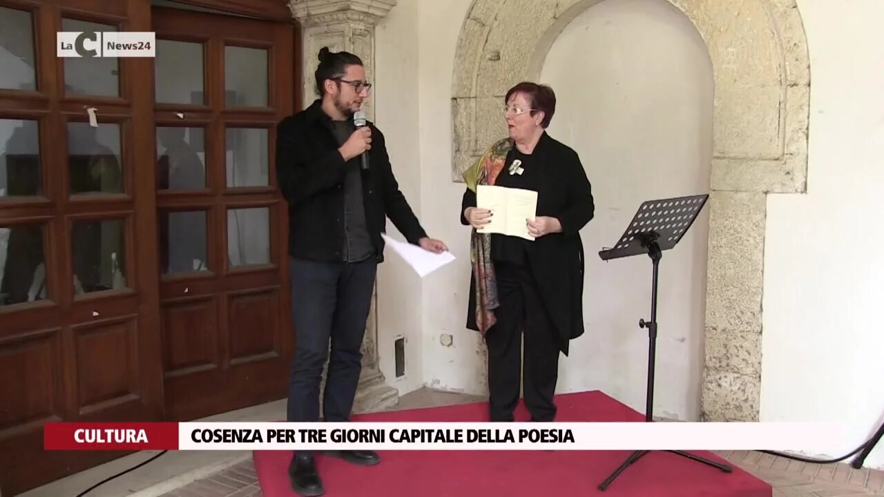 Cosenza per tre giorni capitale della poesia