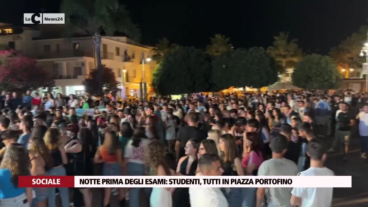 Notte prima degli esami: studenti, tutti in piazza Portofino