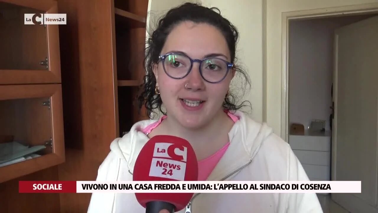 Vivono in una casa fredda e umida: l’appello al sindaco di Cosenza