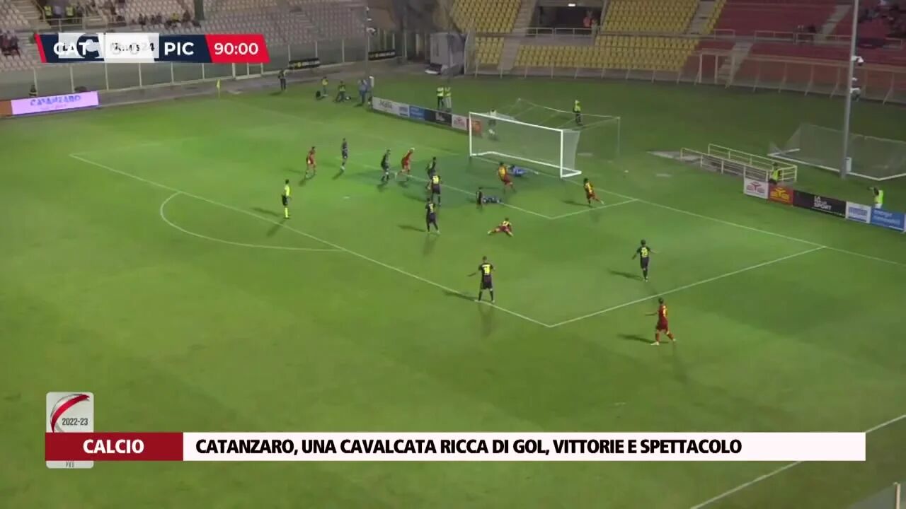 Catanzaro, una cavalcata ricca di gol, vittorie e spettacolo