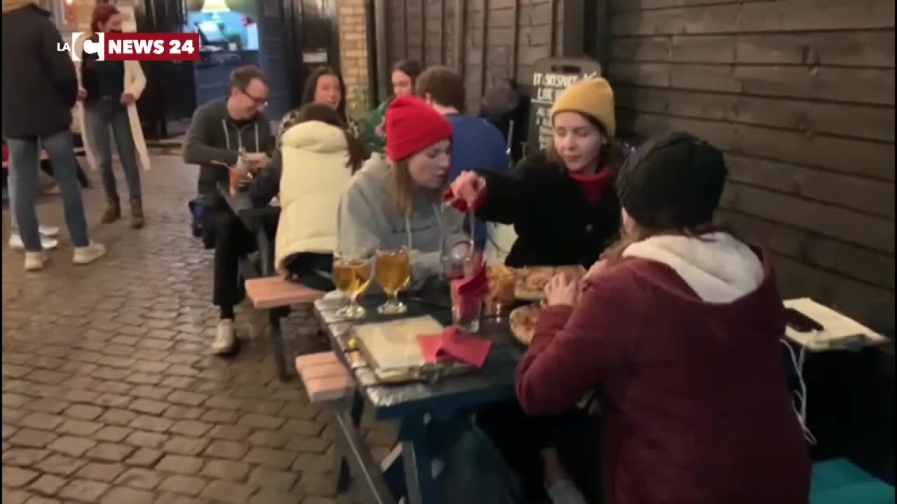 Calabresi a Londra documentano la fine delle restrizioni da Covid