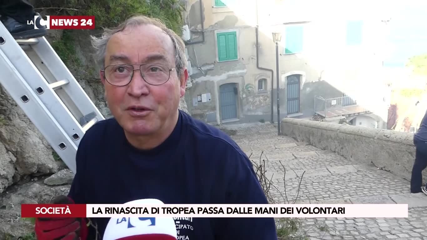 La rinascita di Tropea passa dalle mani dei volontari