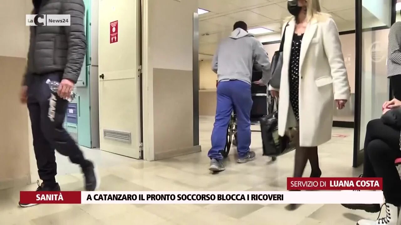 A Catanzaro il pronto soccorso blocca i ricoveri