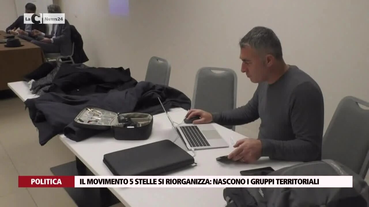 Il Movimento 5 Stelle si riorganizza: nascono i gruppi territoriali