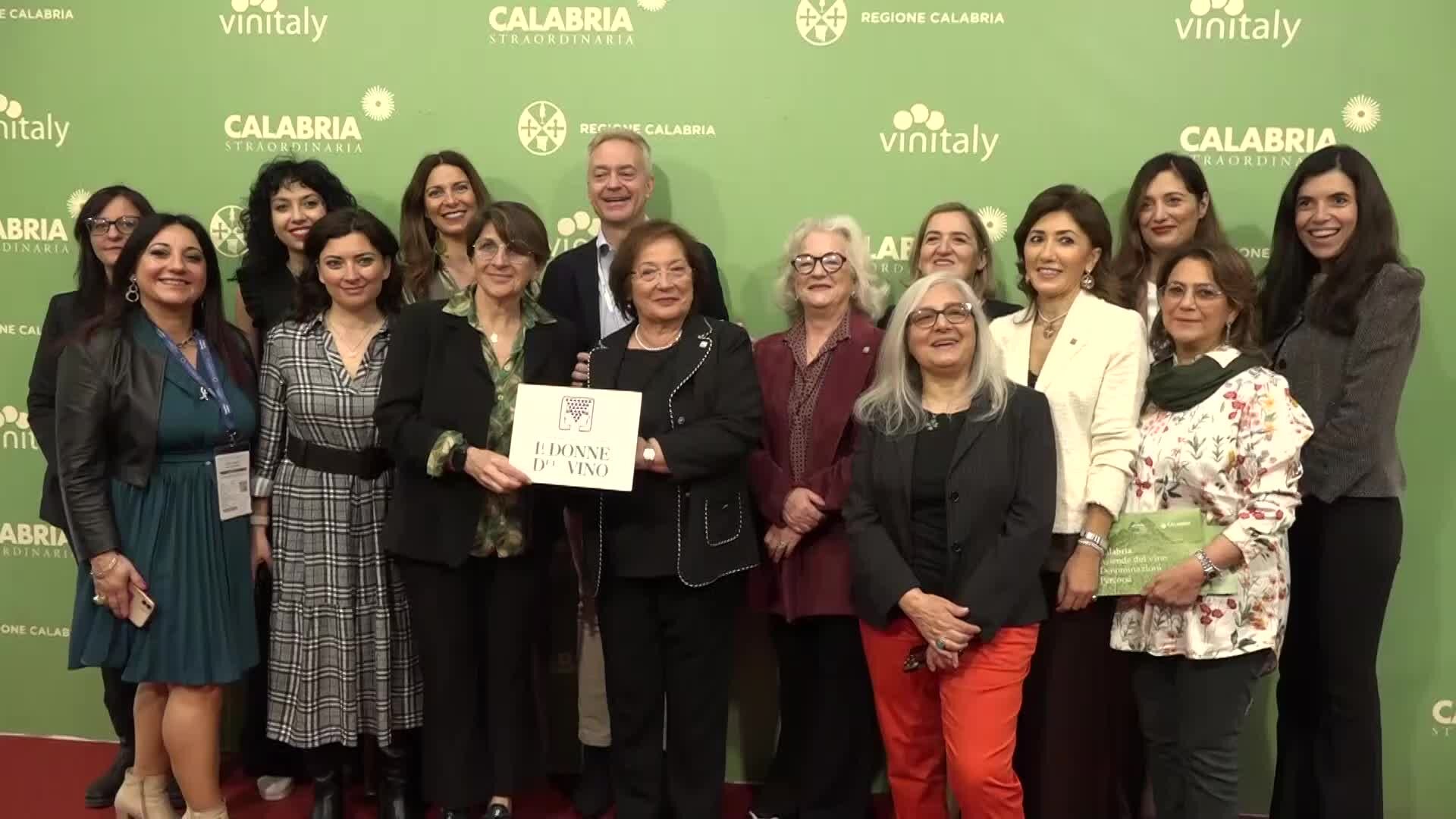 Vinitaly, presentato “Korale”: il vino delle donne di Calabria contro la violenza di genere