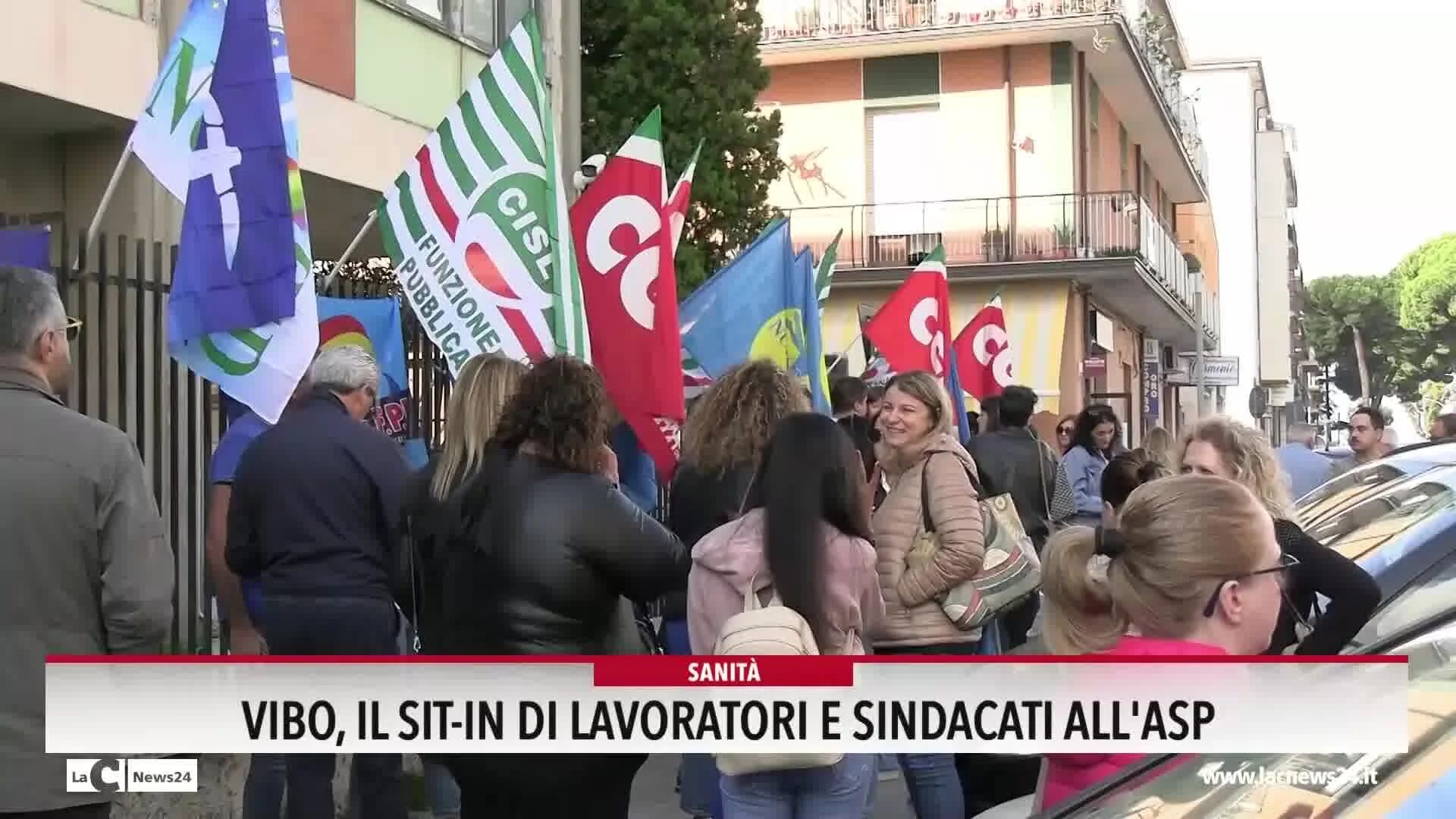 Vibo Valentia, lavoratori in protesta davanti l’Asp