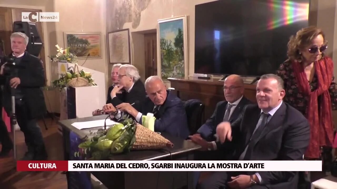 Santa Maria del Cedro, Sgarbi inaugura la mostra d’arte