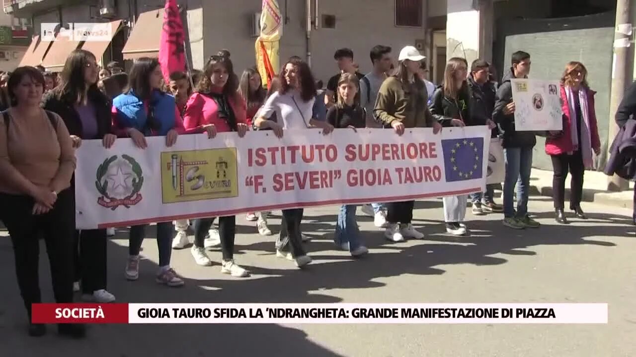 Gioia Tauro sfida la ’ndrangheta grande manifestazione di piazza