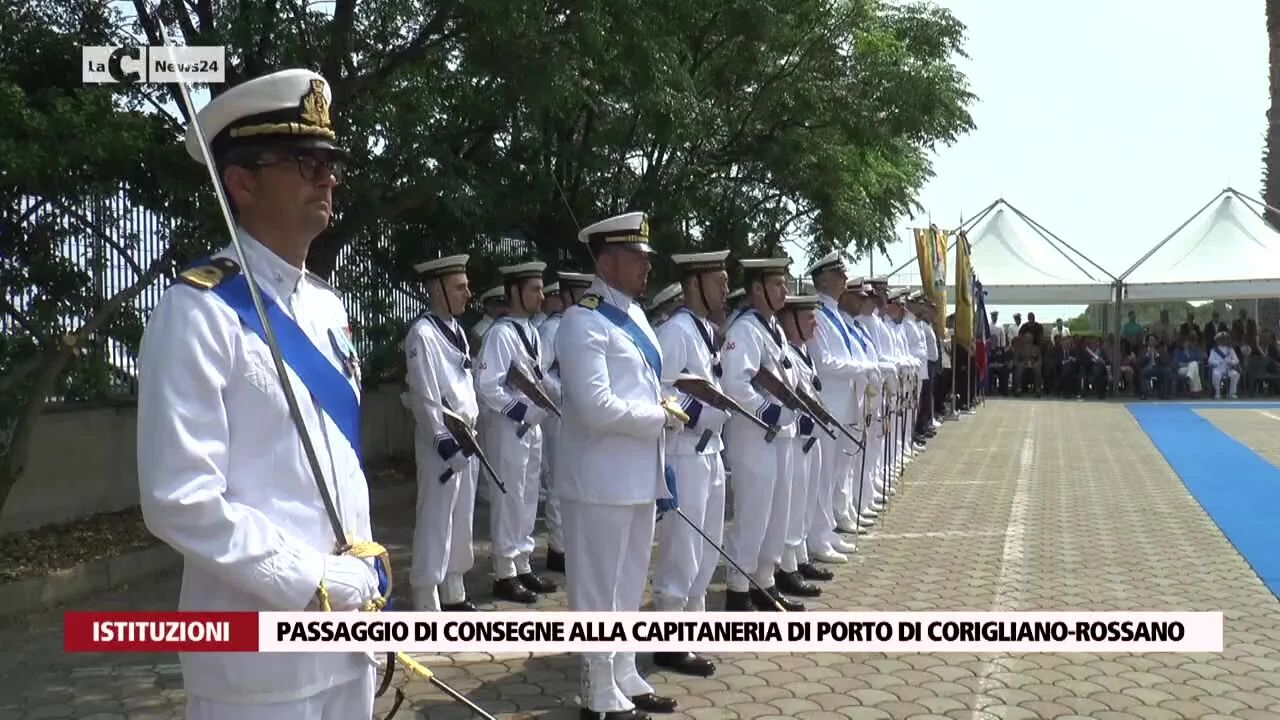 Passaggio di consegne alla capitaneria di porto di Corigliano-Rossano
