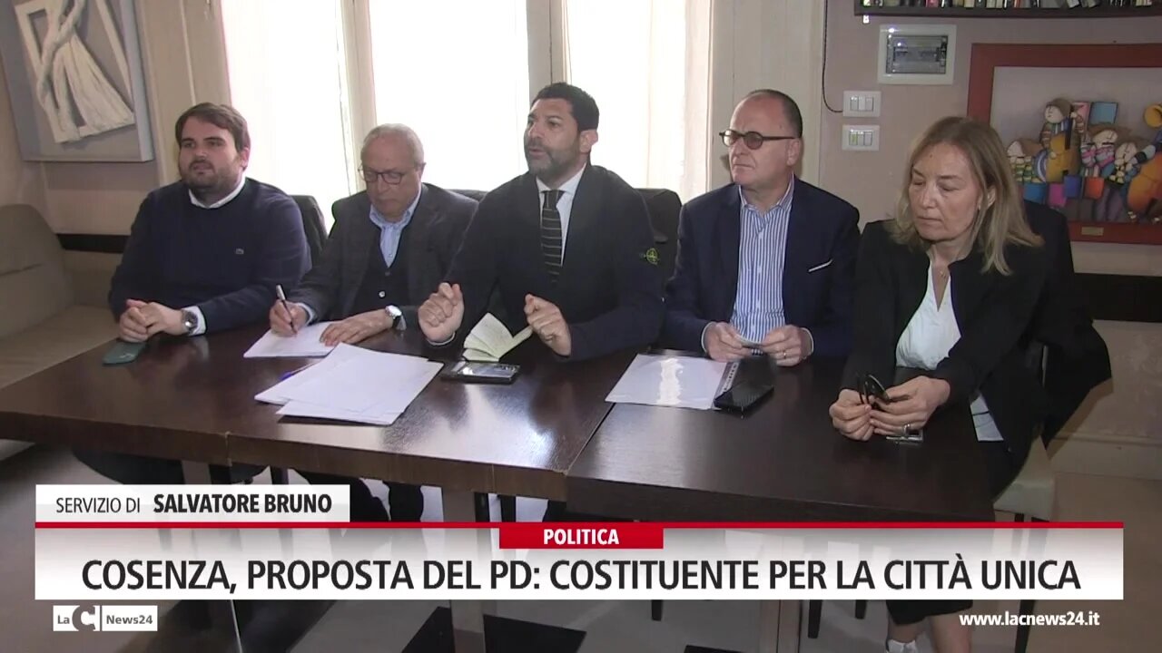 Cosenza, proposta del Pd: costituente per la Città Unica