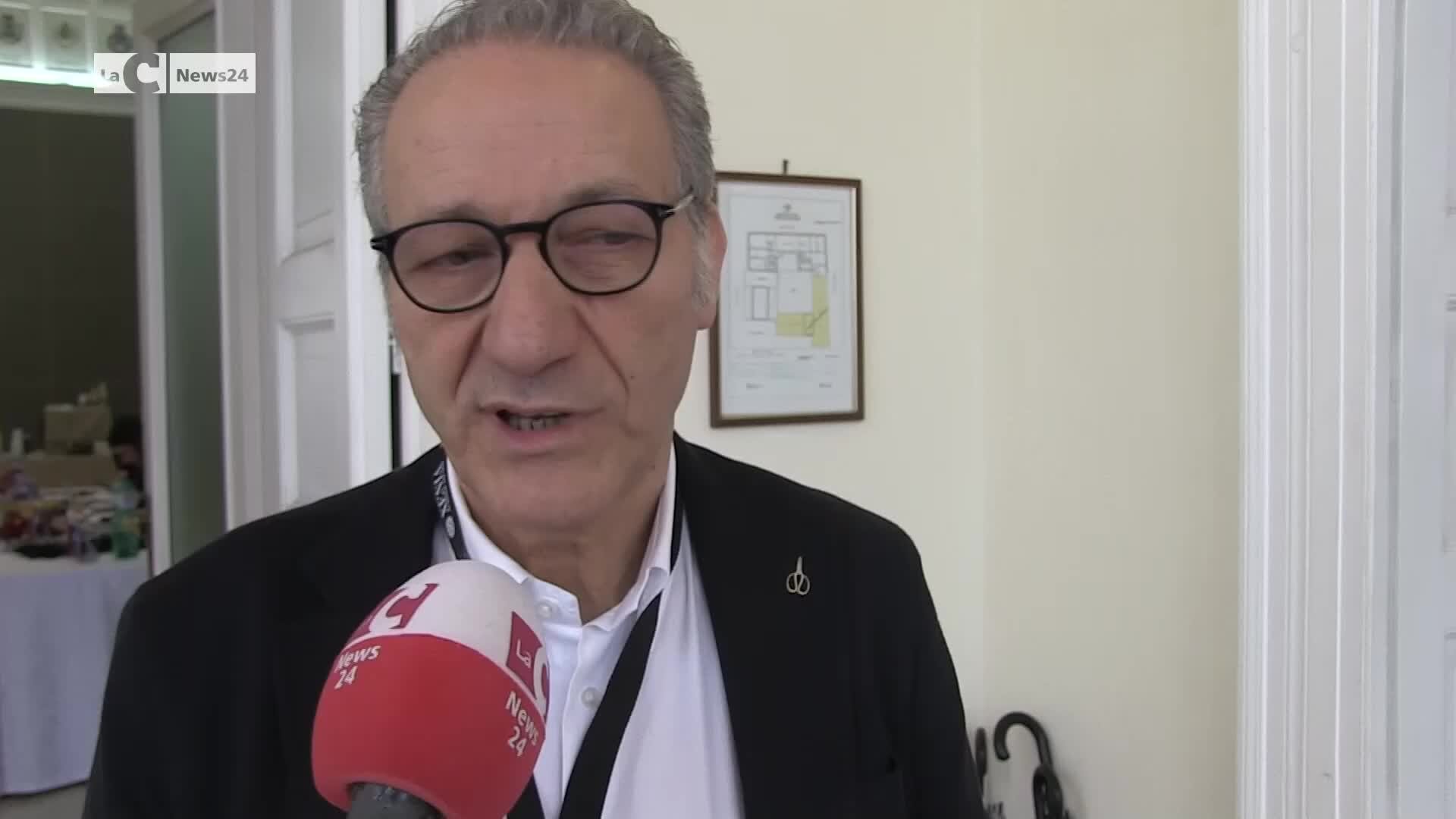 Cosenza, “Problematiche pediatriche: approccio multidisciplinare”: esperti a confronto | VIDEO