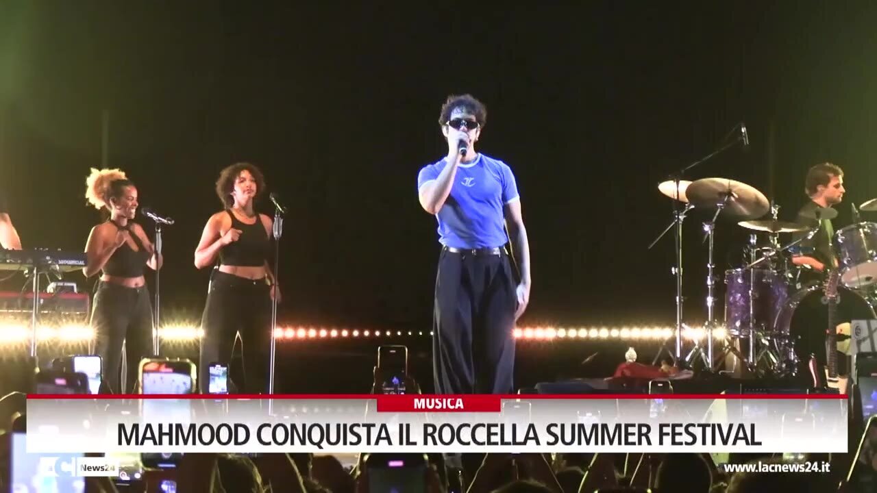 Mahmood conquista il Roccella summer festival