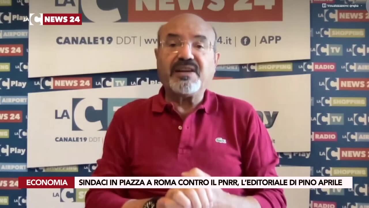 Sindaci in piazza a Roma contro il Pnrr, l’editoriale di Pino Aprile