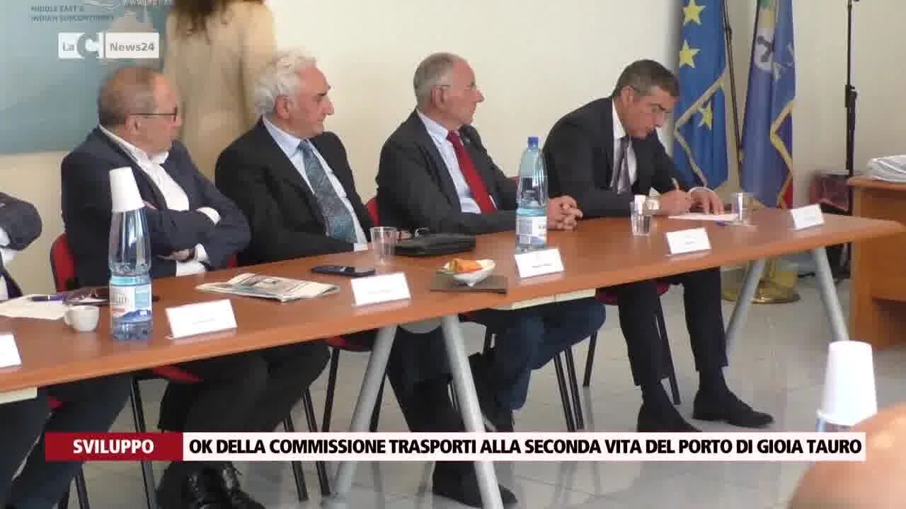 Ok della Commissione trasporti alla seconda vita del porto di Gioia Tauro