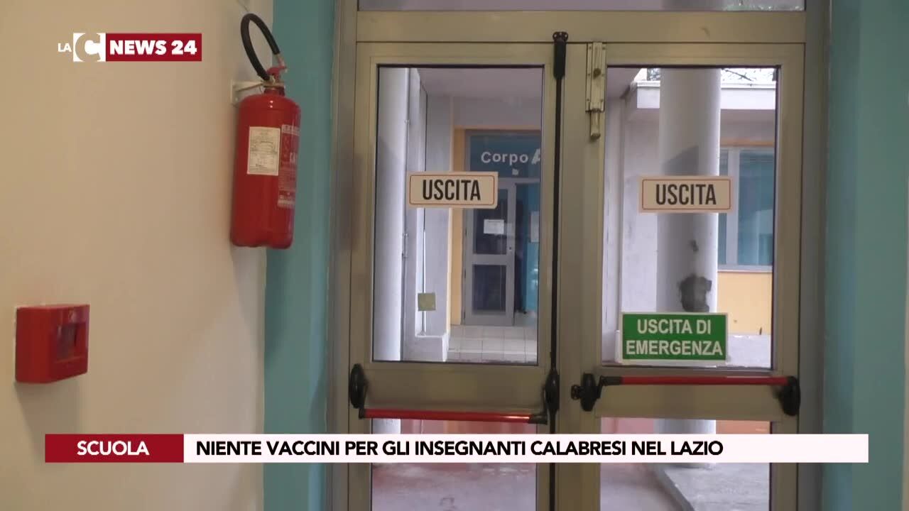 Niente vaccini per gli insegnanti calabresi nel Lazio