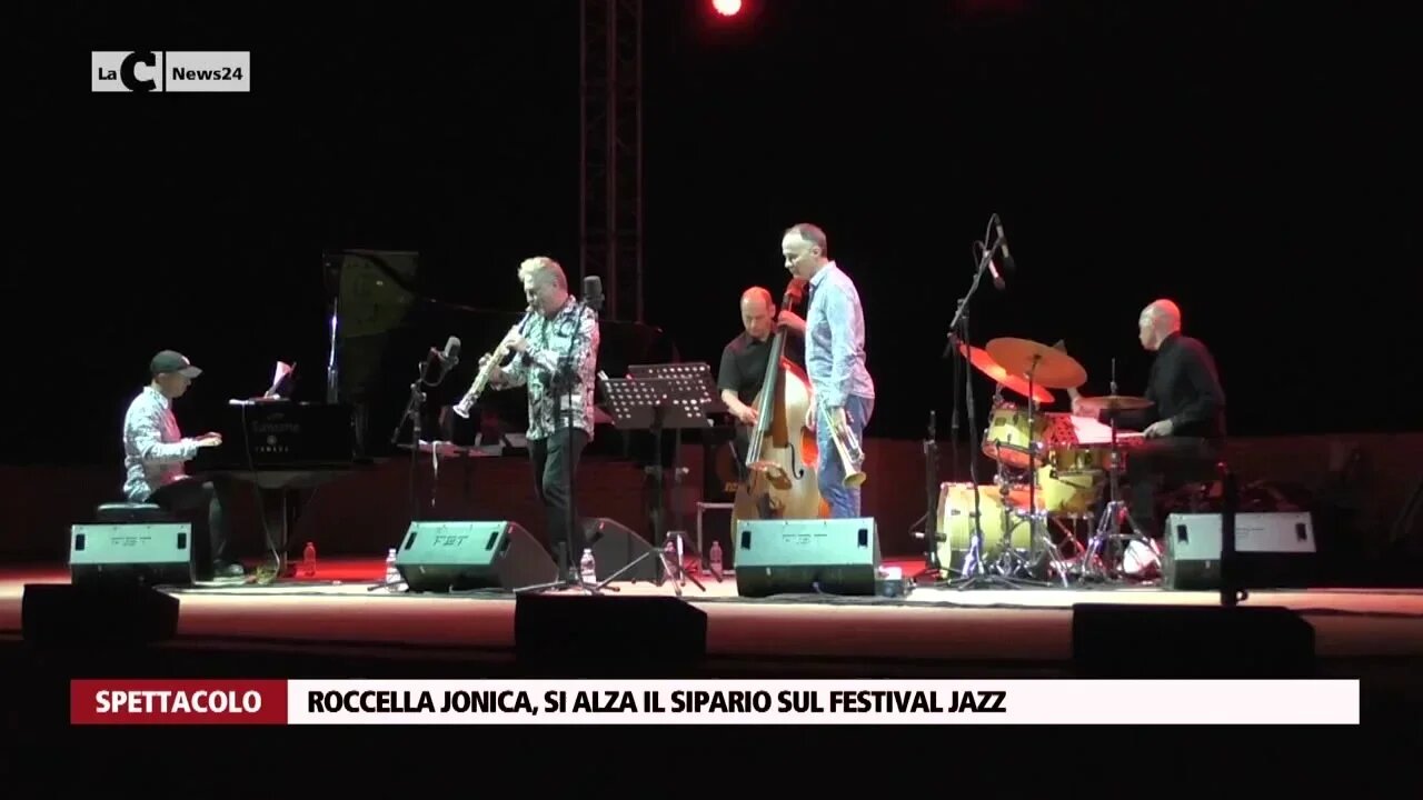 Roccella, si alza il sipario sul festival jazz con Tim Garland e Jesse Davis