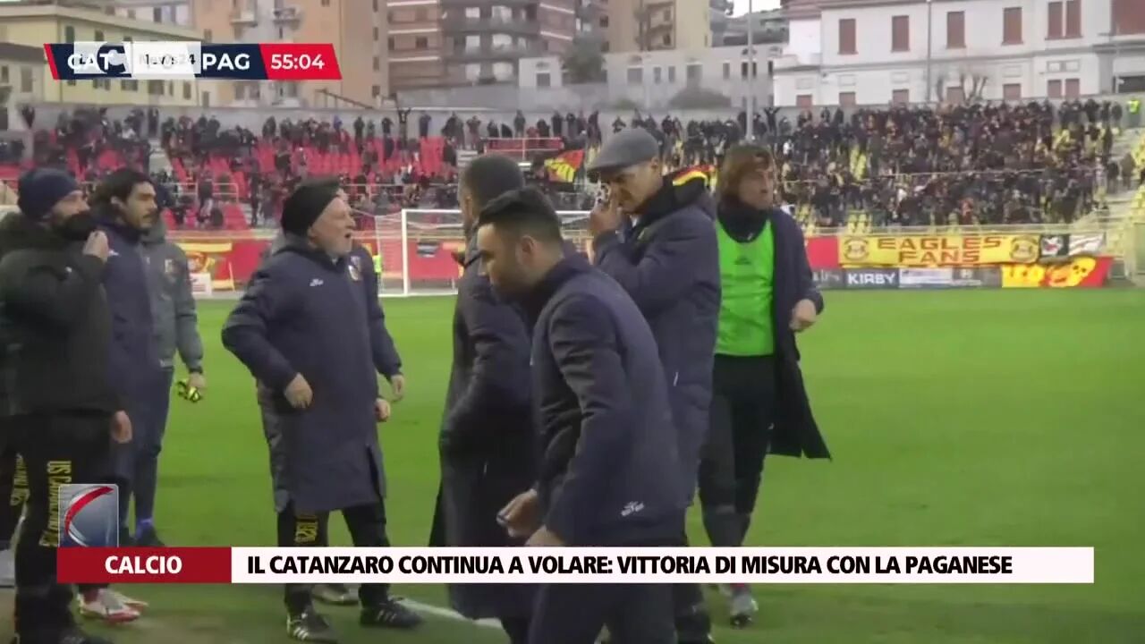 Il Catanzaro continua a volare: vittoria di misura con la Paganese