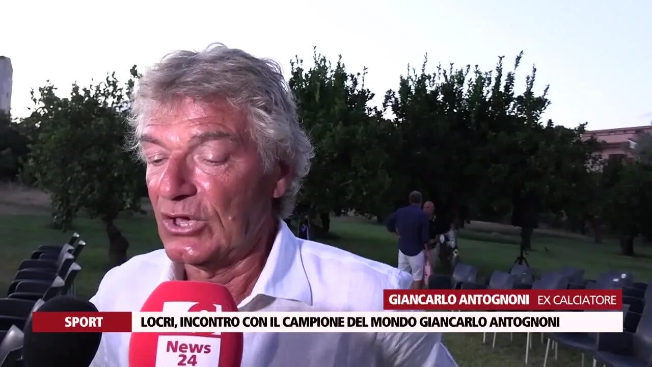 Locri, incontro con il campione del mondo Giancarlo Antognoni