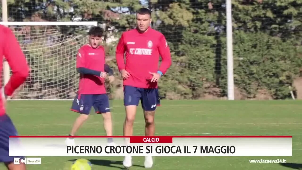 Picerno Crotone si gioca il 7 Maggio