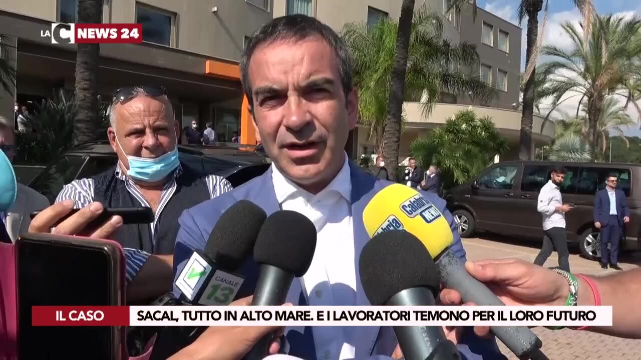 Sacal, tutto in alto mare. E i lavoratori temono per il loro futuro